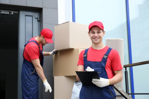 Packing and securing boxes inside a removal truck
