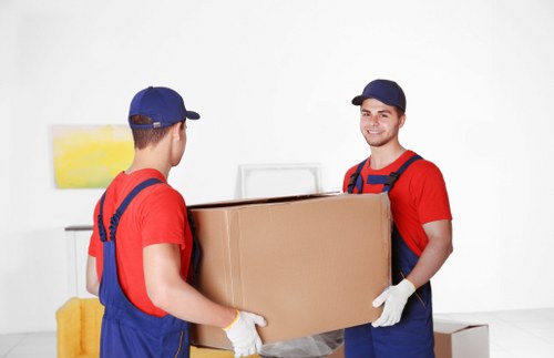 Moving truck service for local house moves in Hadley Wood