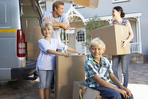 Local movers planning access and parking for a Hadley Wood property